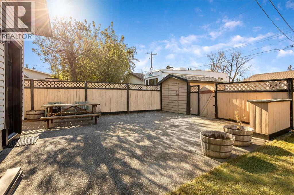 Single Family House Bungalow for Sale in   Avenue SW Glamorgan Calgary 