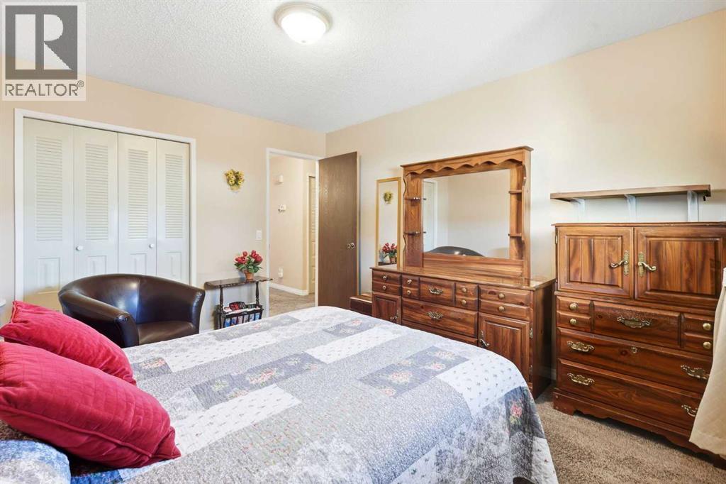 Single Family House Bungalow for Sale in  Whitewood Place NE Whitehorn Calgary 