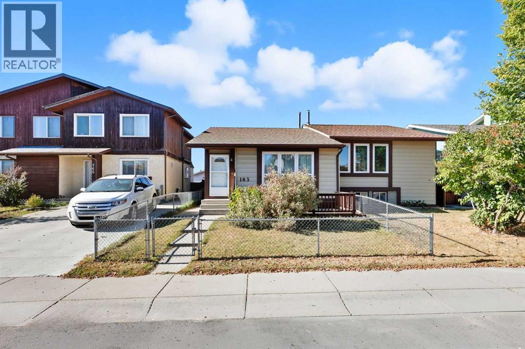 Single Family House Bungalow for Sale in  Whitewood Place NE Whitehorn Calgary 