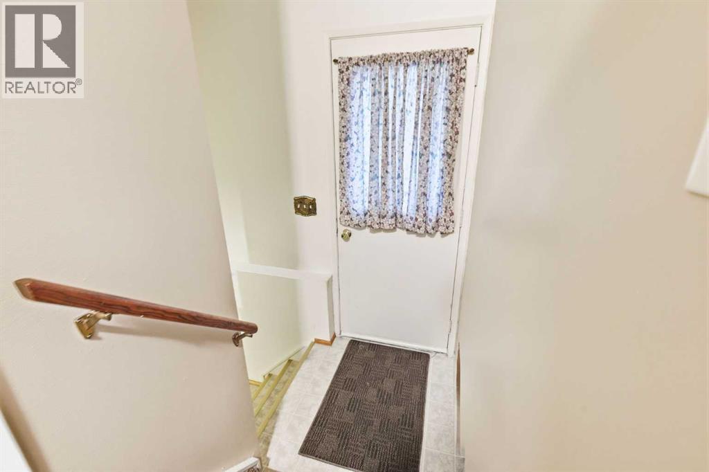 Single Family House Bungalow for Sale in  Whitewood Place NE Whitehorn Calgary 