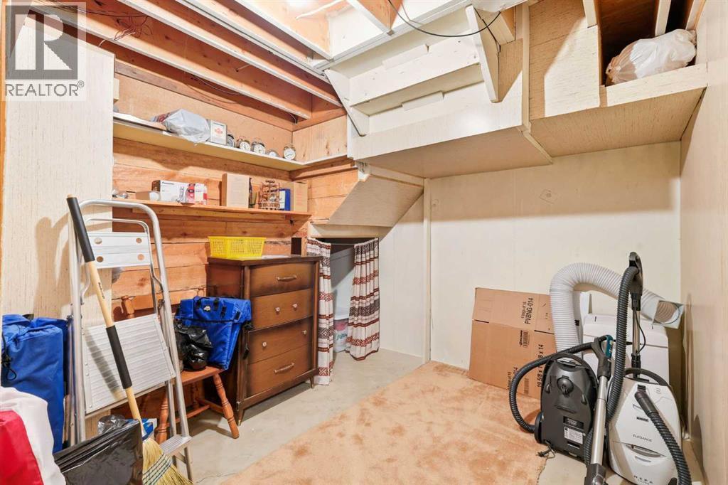 Single Family House Bungalow for Sale in  Whitewood Place NE Whitehorn Calgary 