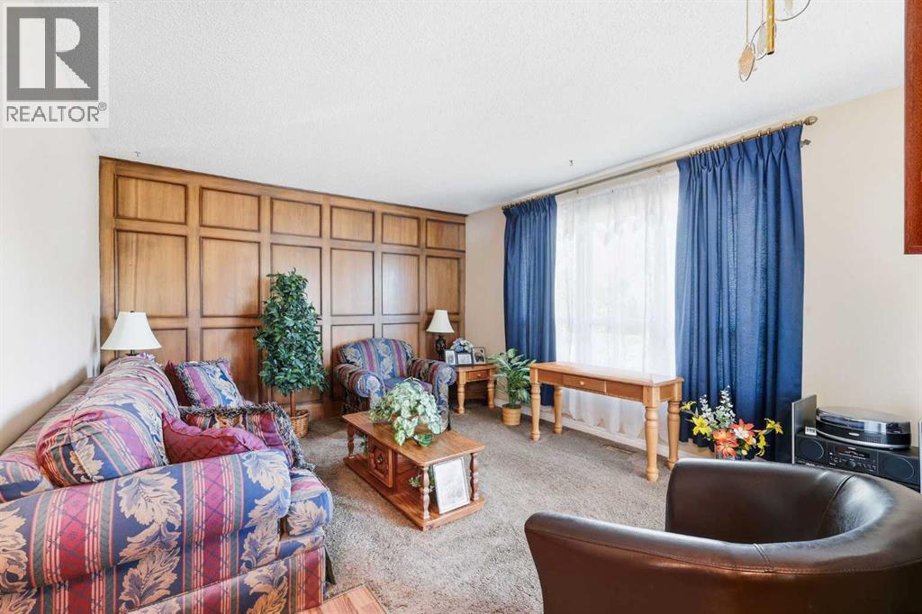 Single Family House Bungalow for Sale in  Whitewood Place NE Whitehorn Calgary 