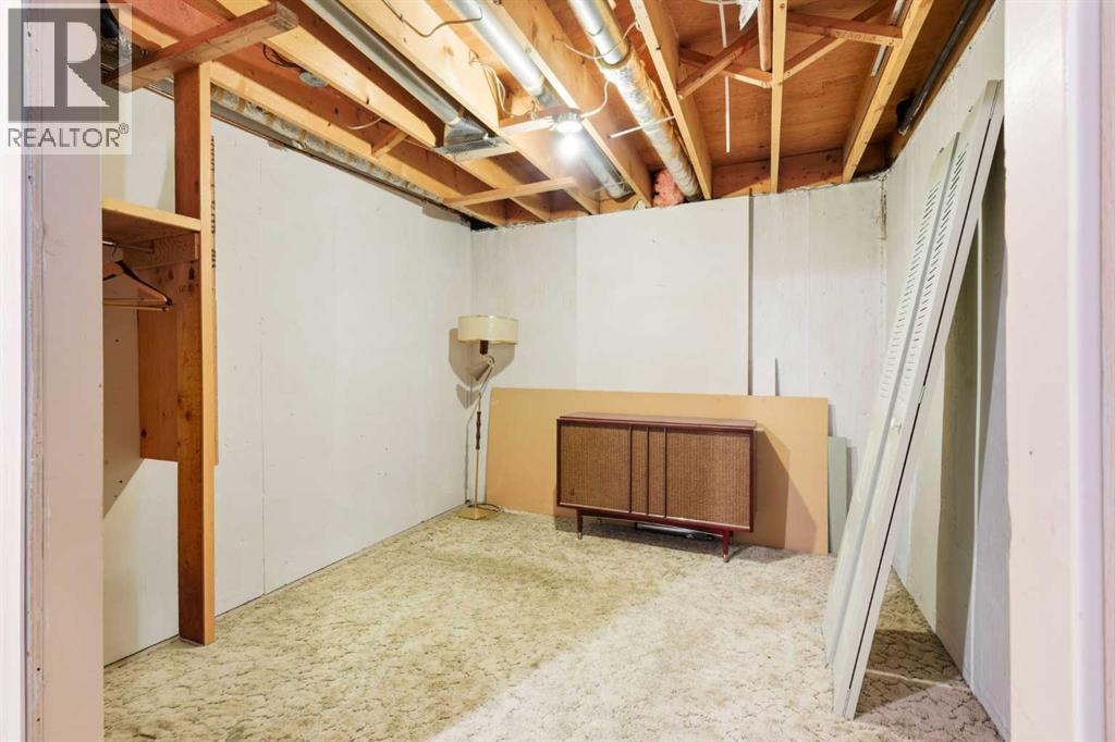 Single Family House Bungalow for Sale in  Whitewood Place NE Whitehorn Calgary 