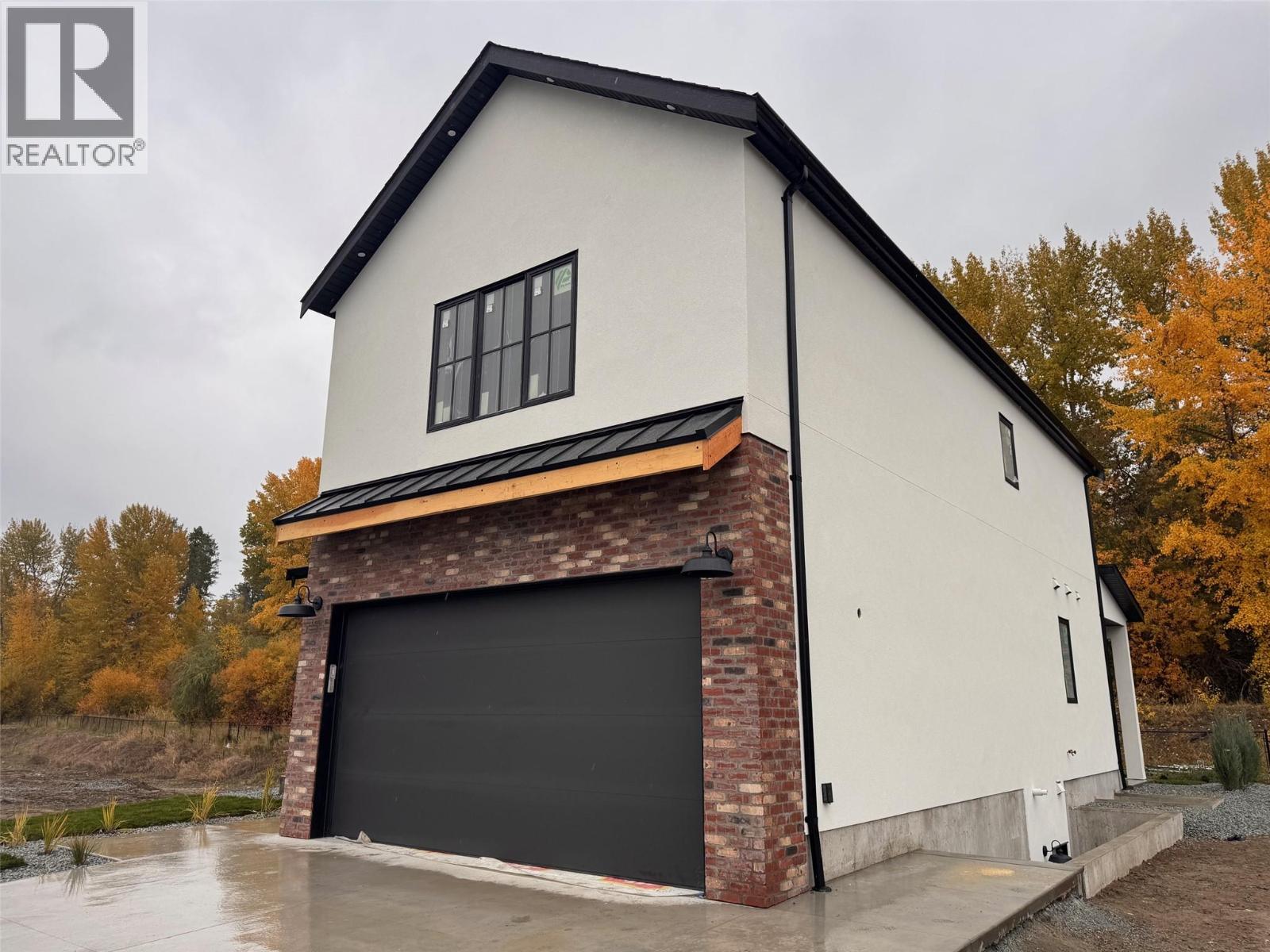  980 Bull Crescent, Kelowna