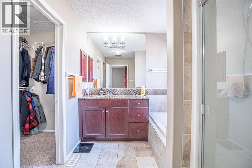 Single Family House for Sale in  Skyview Shores Manor NE Skyview Ranch Calgary 