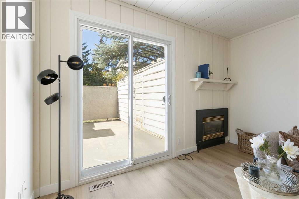 Single Family House for Sale in    Street SW Glamorgan Calgary 