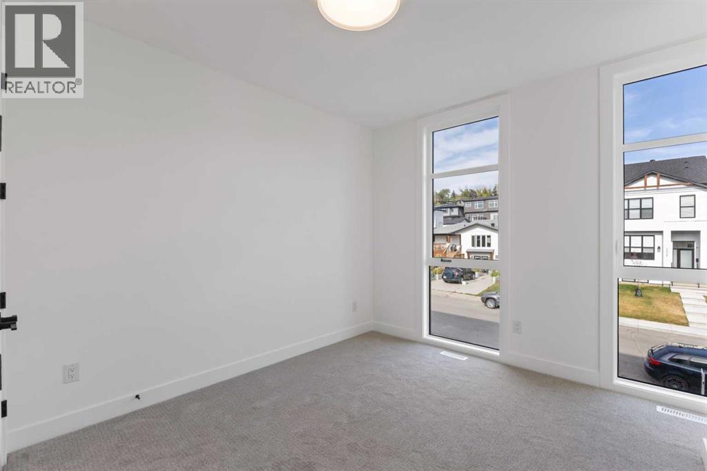 Single Family House for Sale in   Avenue NW Montgomery Calgary 