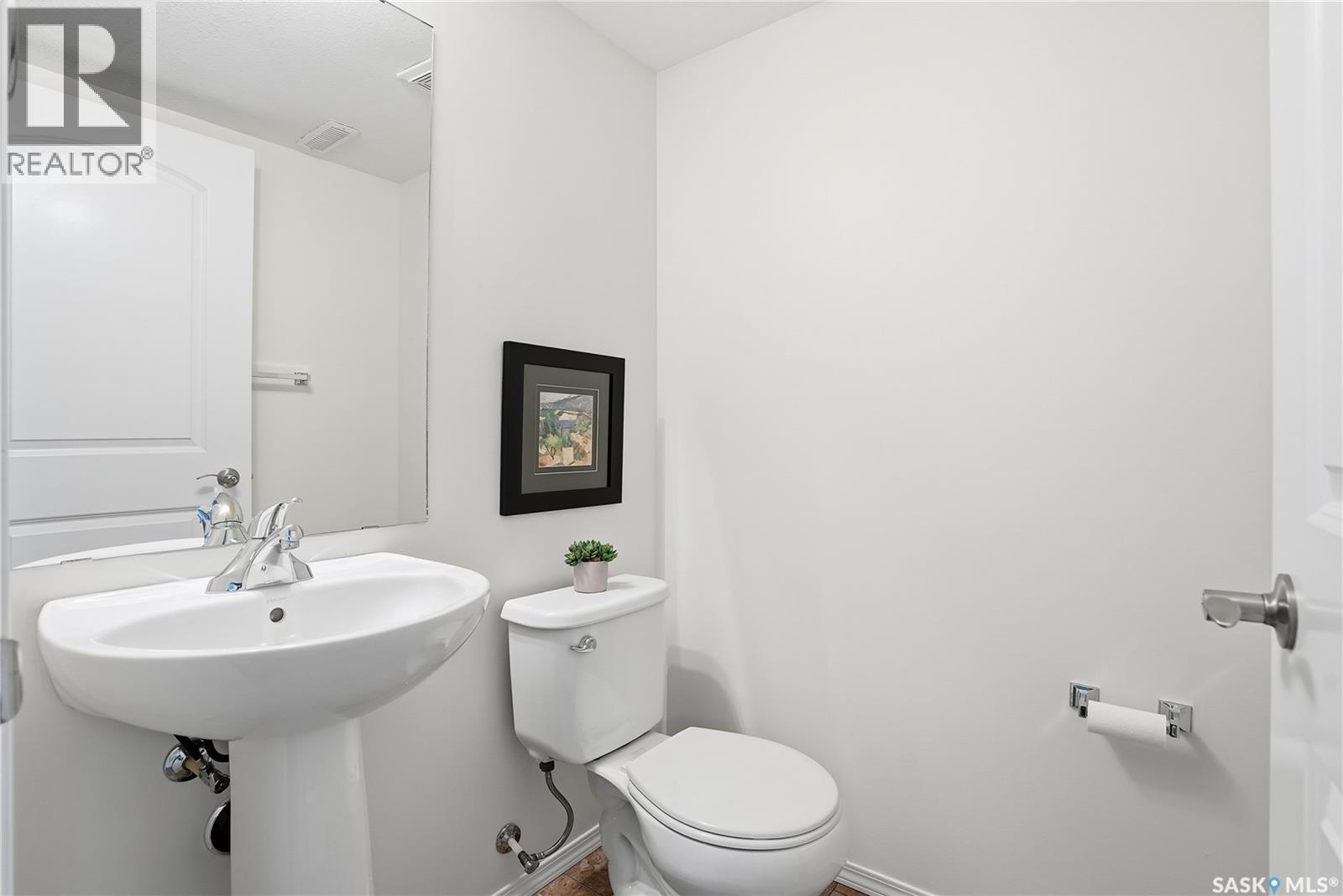 Single Family House 2 Level for Sale in  Kloppenburg WAY Saskatoon 