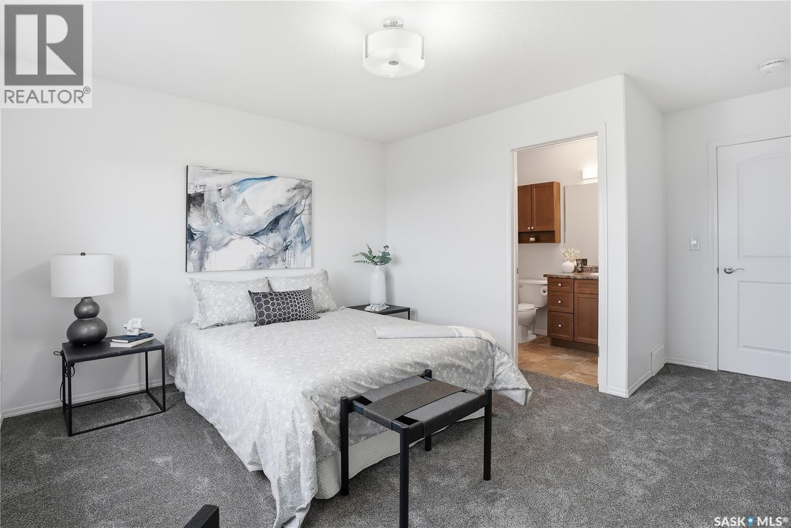 Single Family House 2 Level for Sale in  Kloppenburg WAY Saskatoon 