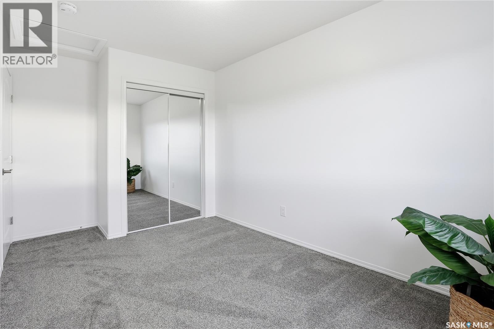 Single Family House 2 Level for Sale in  Kloppenburg WAY Saskatoon 