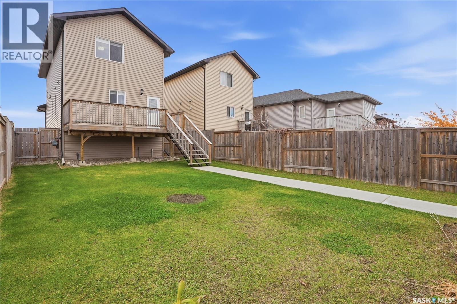 Single Family House 2 Level for Sale in  Kloppenburg WAY Saskatoon 