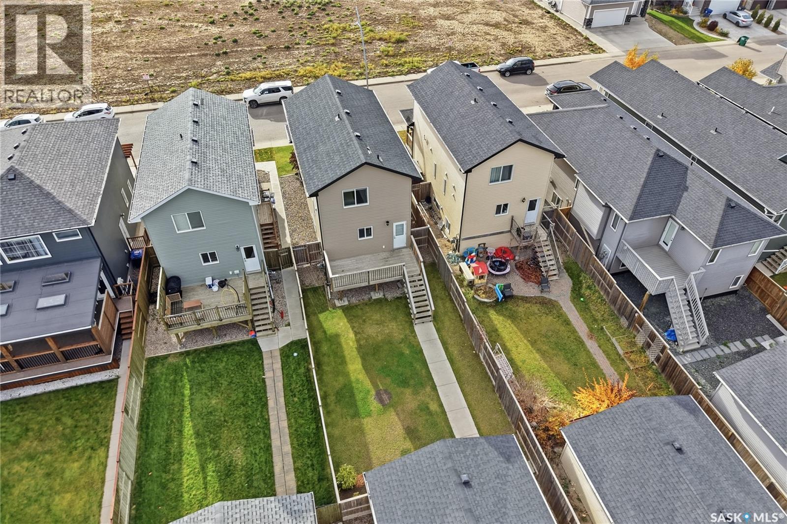 Single Family House 2 Level for Sale in  Kloppenburg WAY Saskatoon 