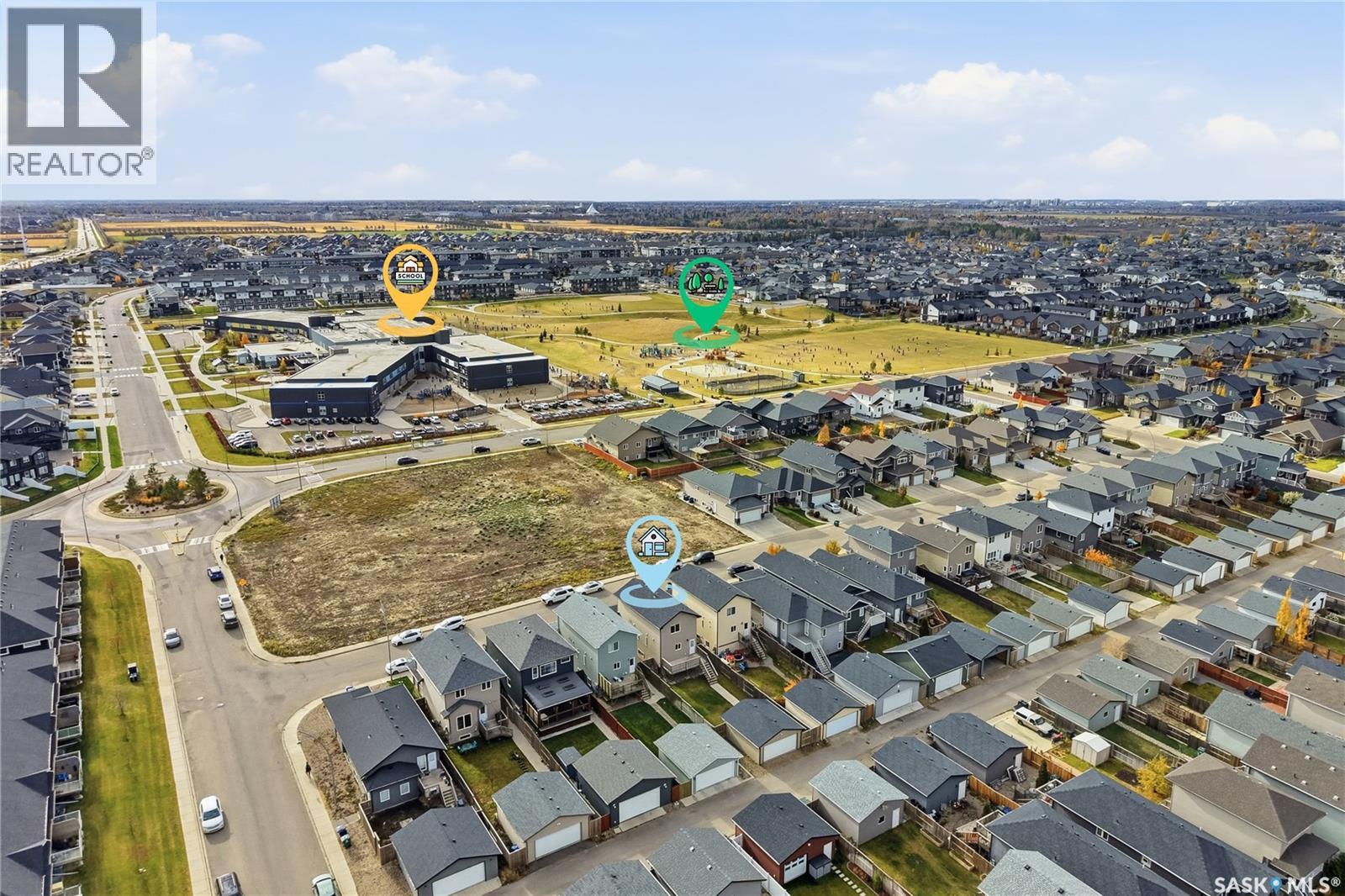 Single Family House 2 Level for Sale in  Kloppenburg WAY Saskatoon 