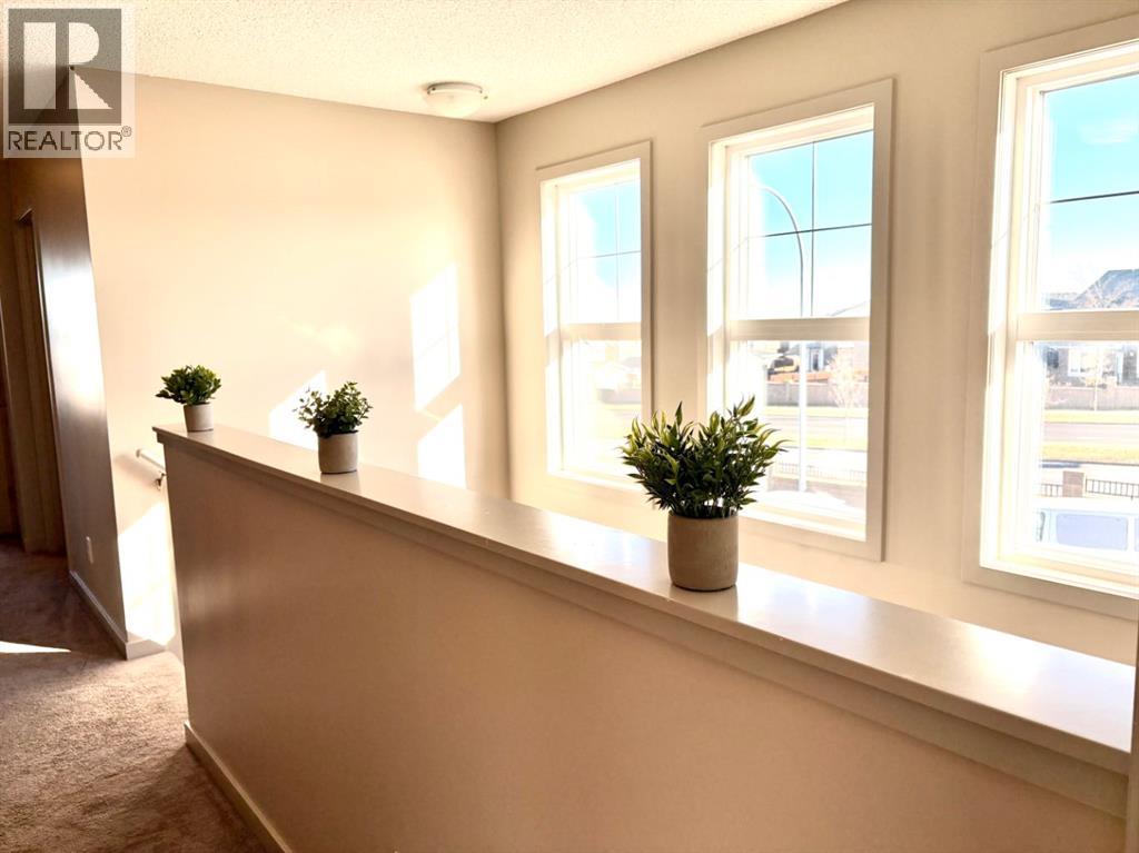 Single Family House for Sale in  Evanscrest Terrace NW Evanston Calgary 