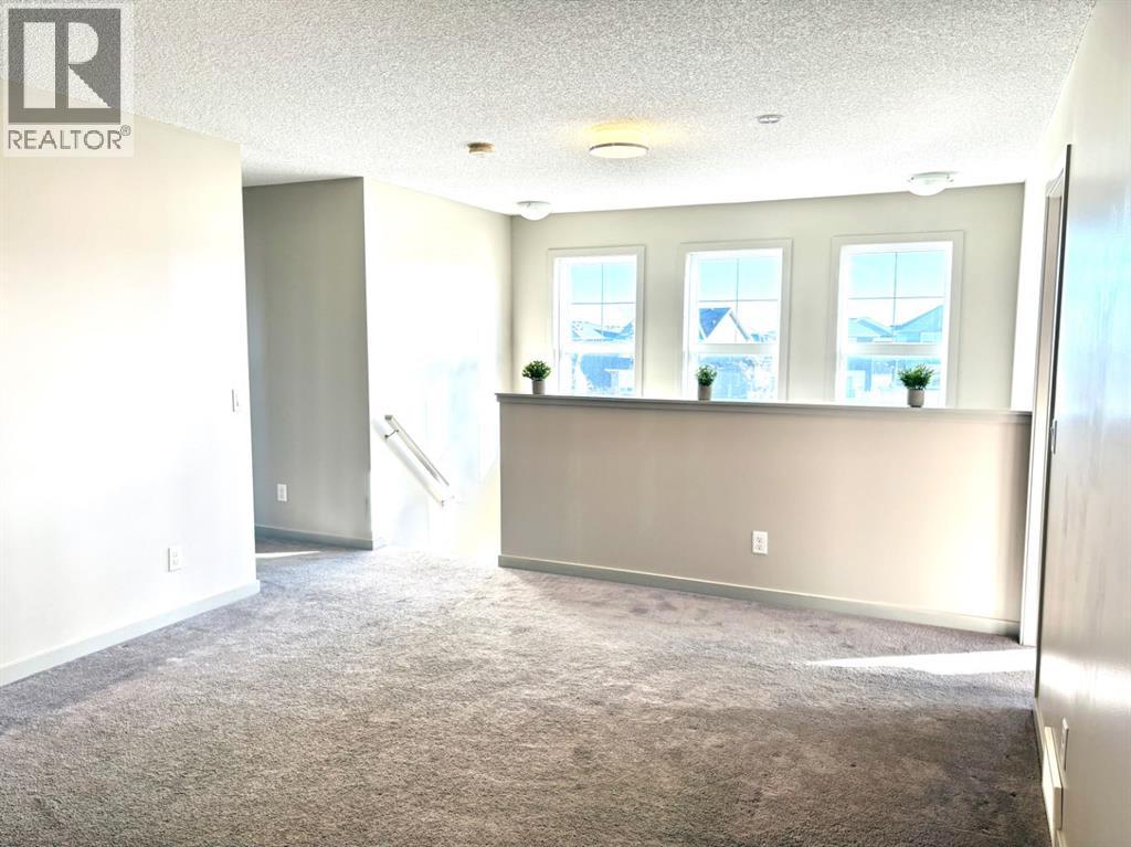 Single Family House for Sale in  Evanscrest Terrace NW Evanston Calgary 