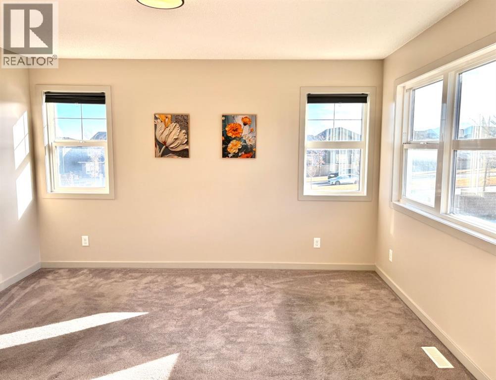 Single Family House for Sale in  Evanscrest Terrace NW Evanston Calgary 