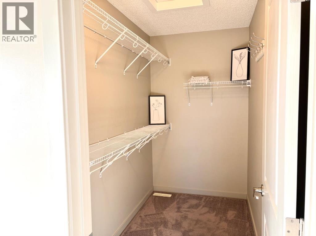 Single Family House for Sale in  Evanscrest Terrace NW Evanston Calgary 