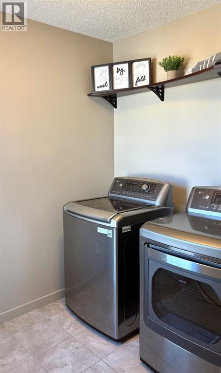 Single Family House for Sale in  Evanscrest Terrace NW Evanston Calgary 