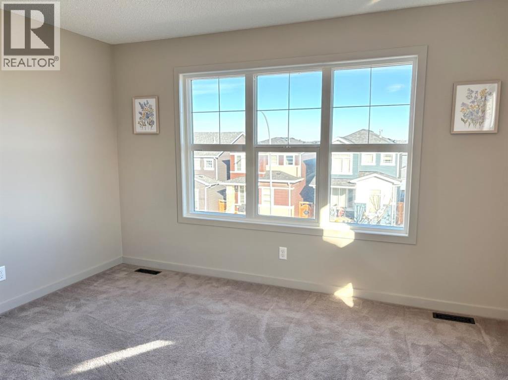 Single Family House for Sale in  Evanscrest Terrace NW Evanston Calgary 