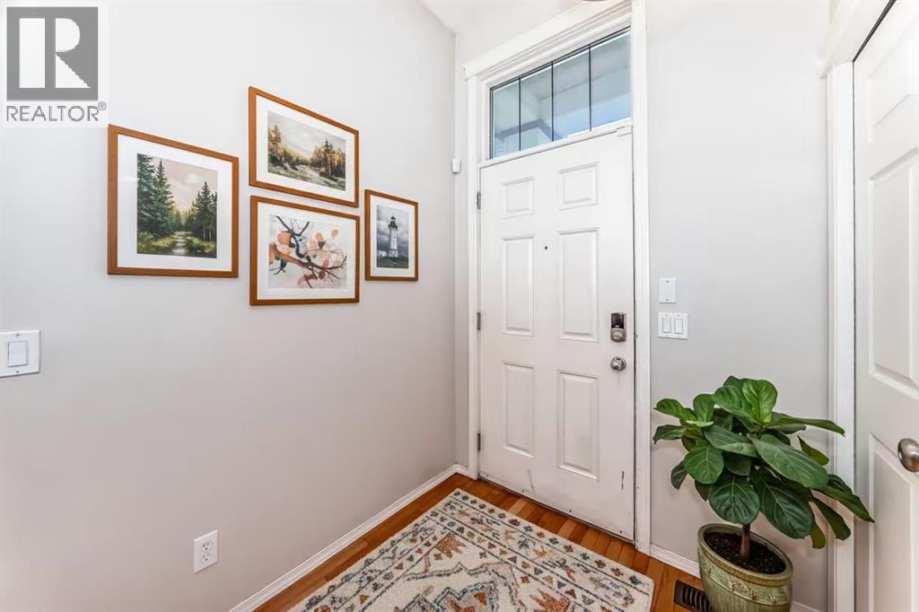 Single Family House Bungalow for Sale in  Panora Close NW Panorama Hills Calgary 