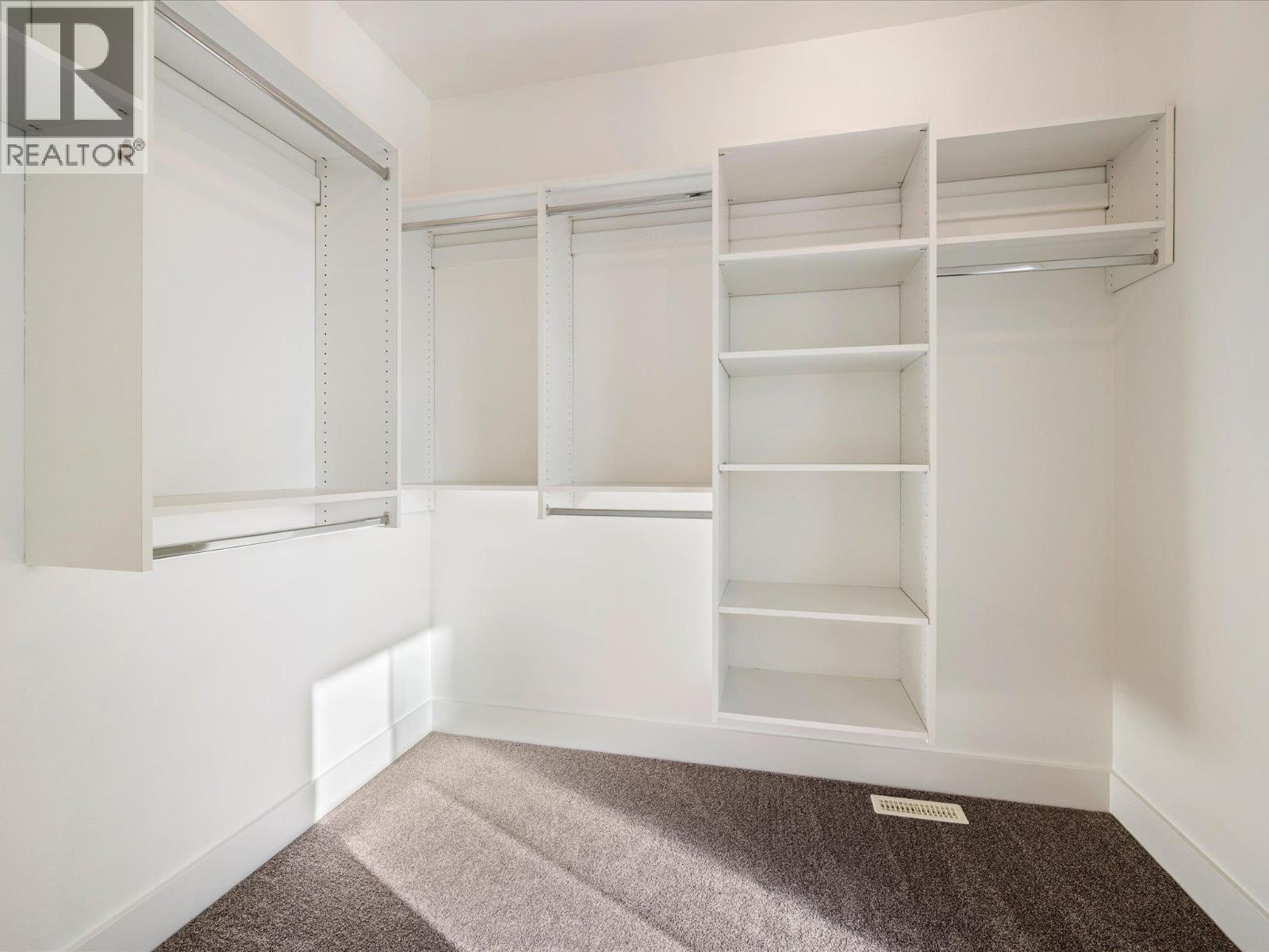 40872 THE CRESCENT, Squamish