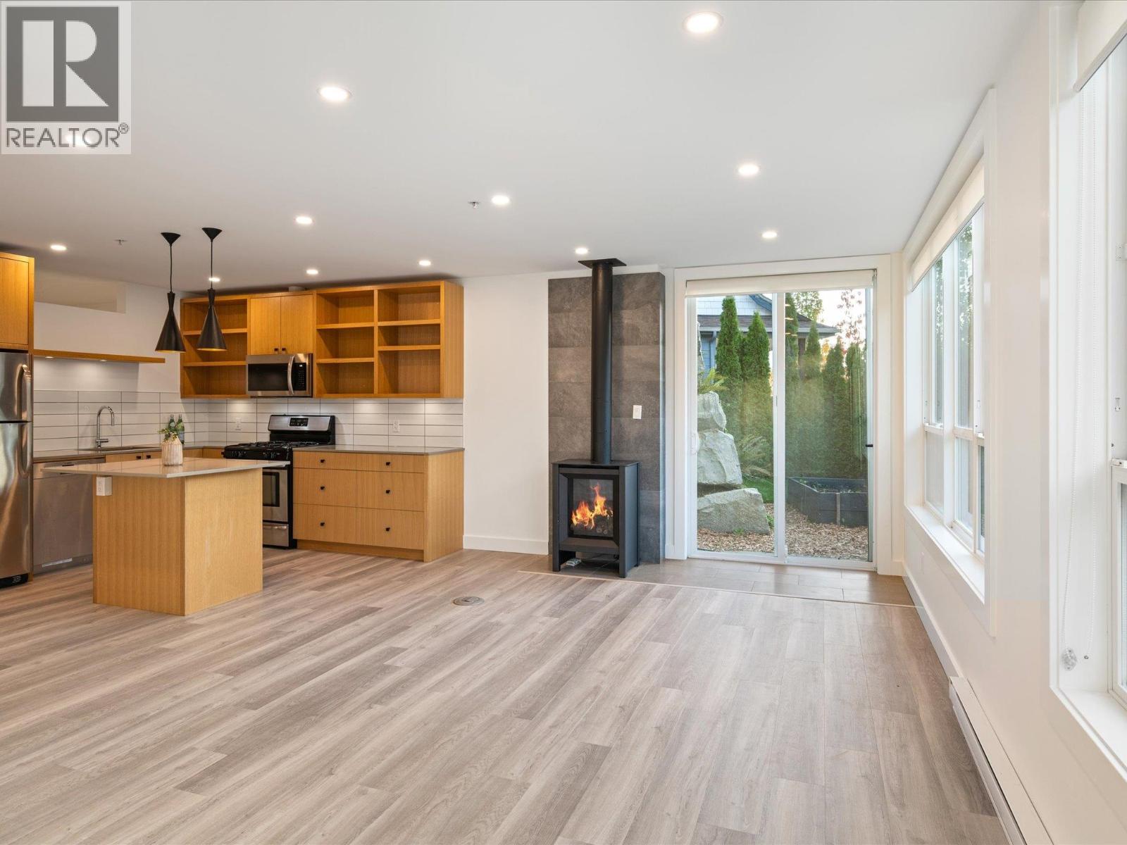 40872 THE CRESCENT, Squamish