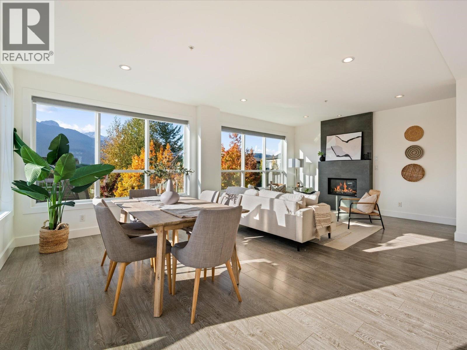 40872 THE CRESCENT, Squamish