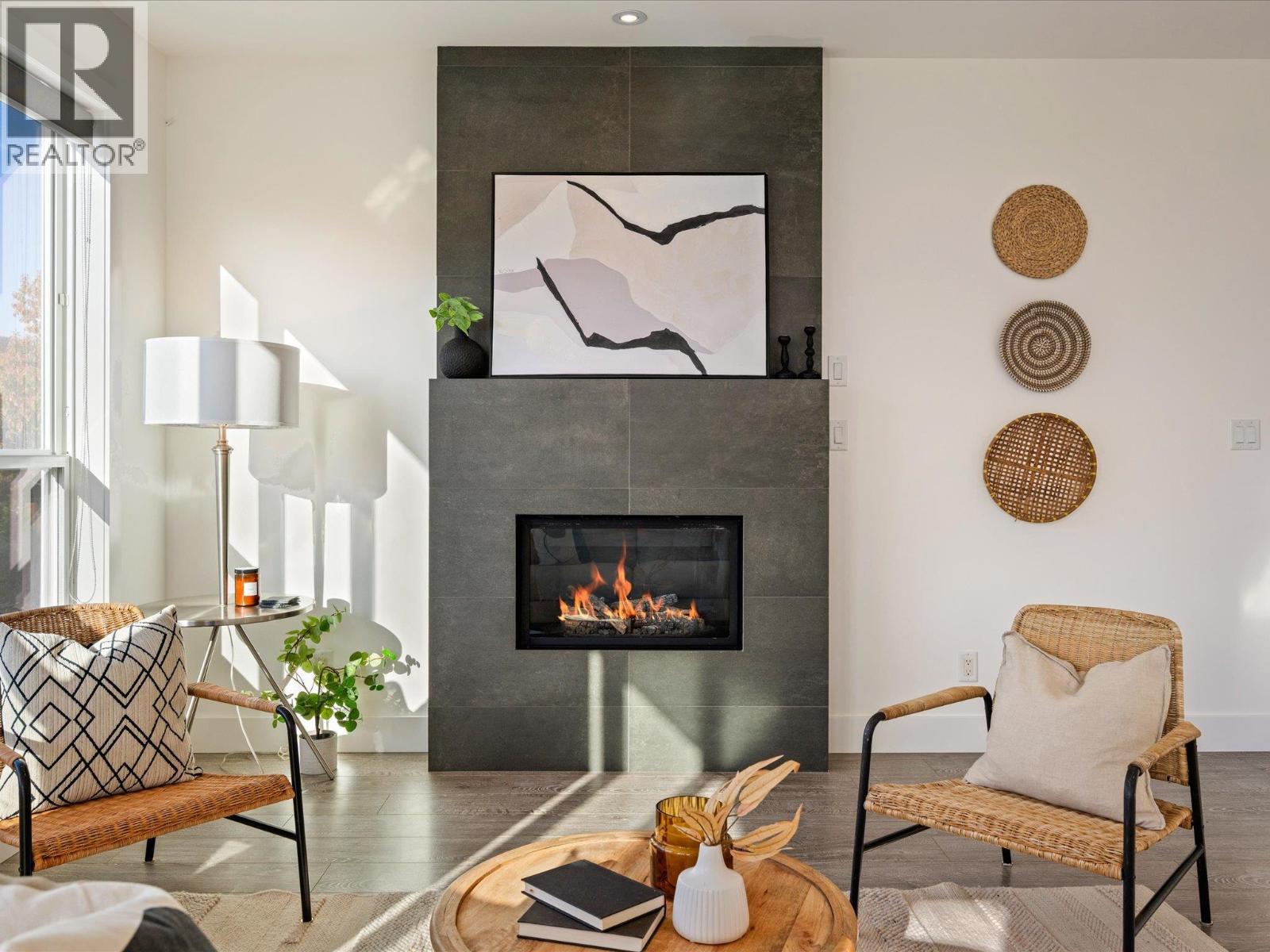 40872 THE CRESCENT, Squamish