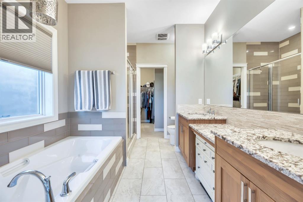 Single Family House for Sale in   Avenue NW Capitol Hill Calgary 