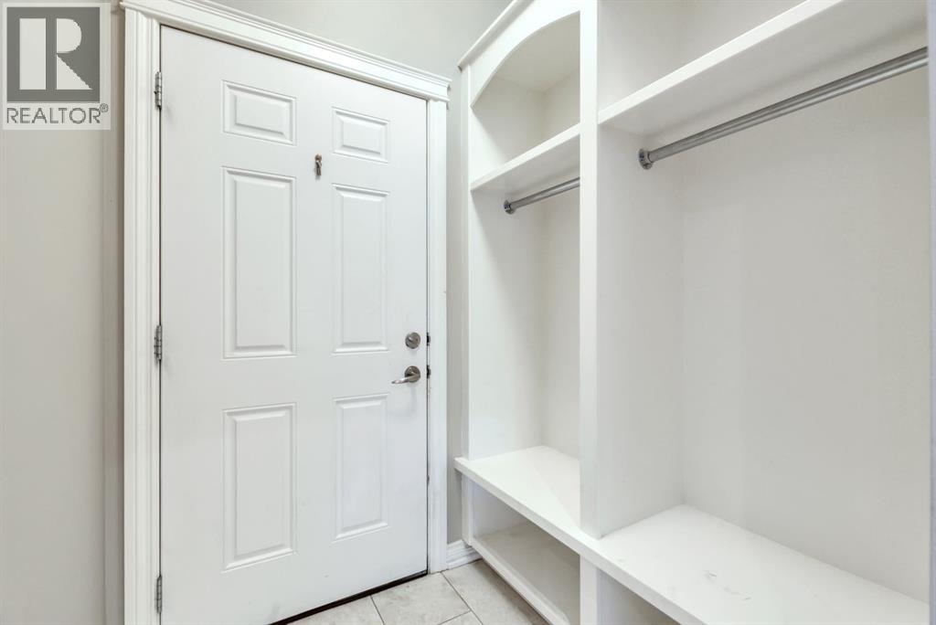 Single Family House for Sale in   Avenue NW Capitol Hill Calgary 