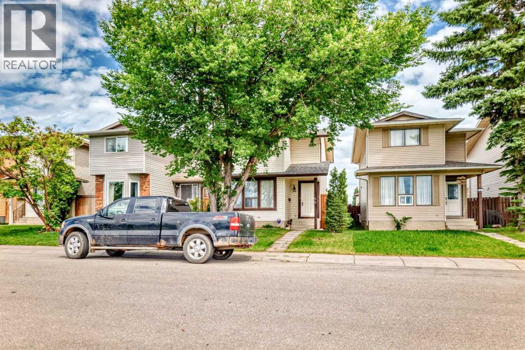 Single Family House for Sale in  Templeby Way NE Temple Calgary 
