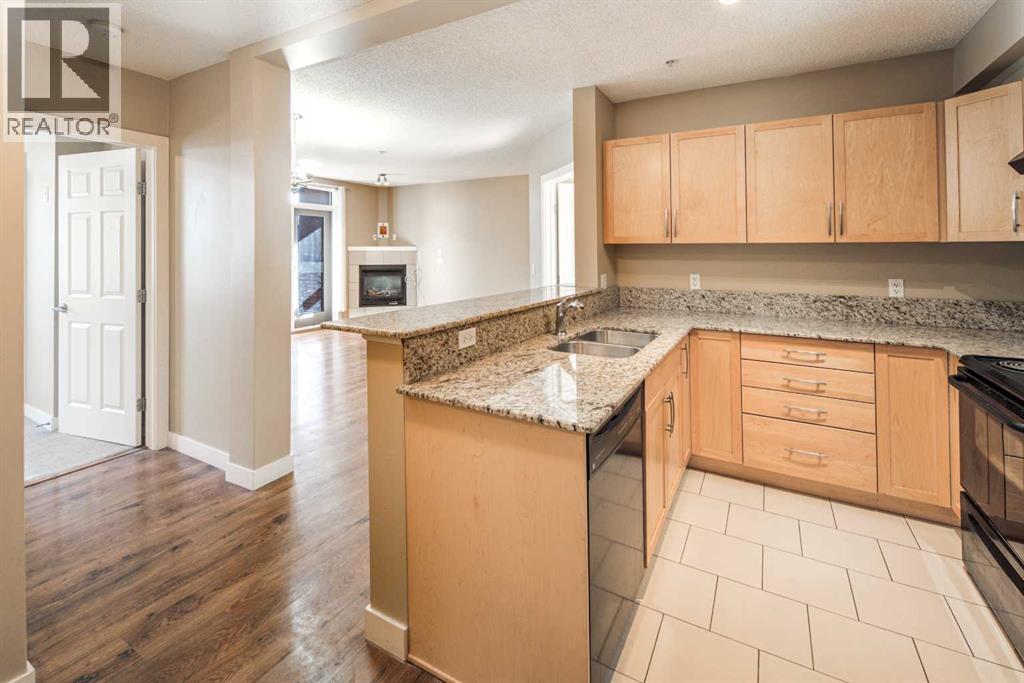 Single Family House for Sale in   Centre Street NW Tuxedo Park Calgary 