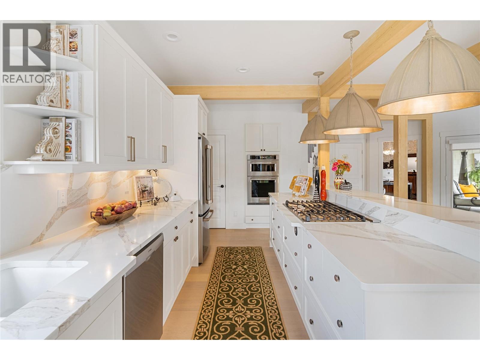 2075 LILLOOET COURT - 12