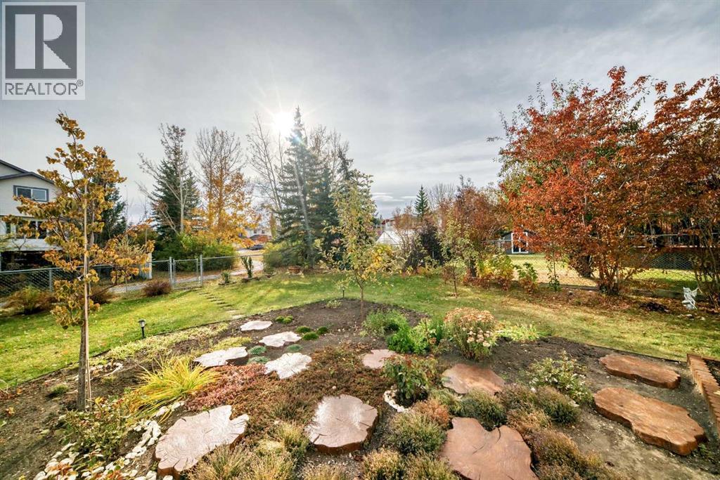 Single Family House for Sale in  Bridlewood Green SW Bridlewood Calgary 