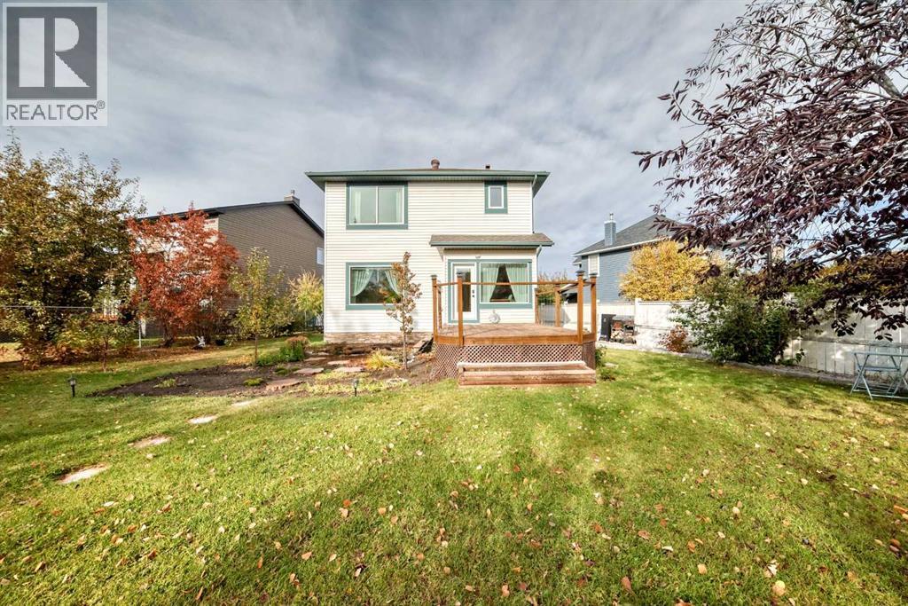 Single Family House for Sale in  Bridlewood Green SW Bridlewood Calgary 