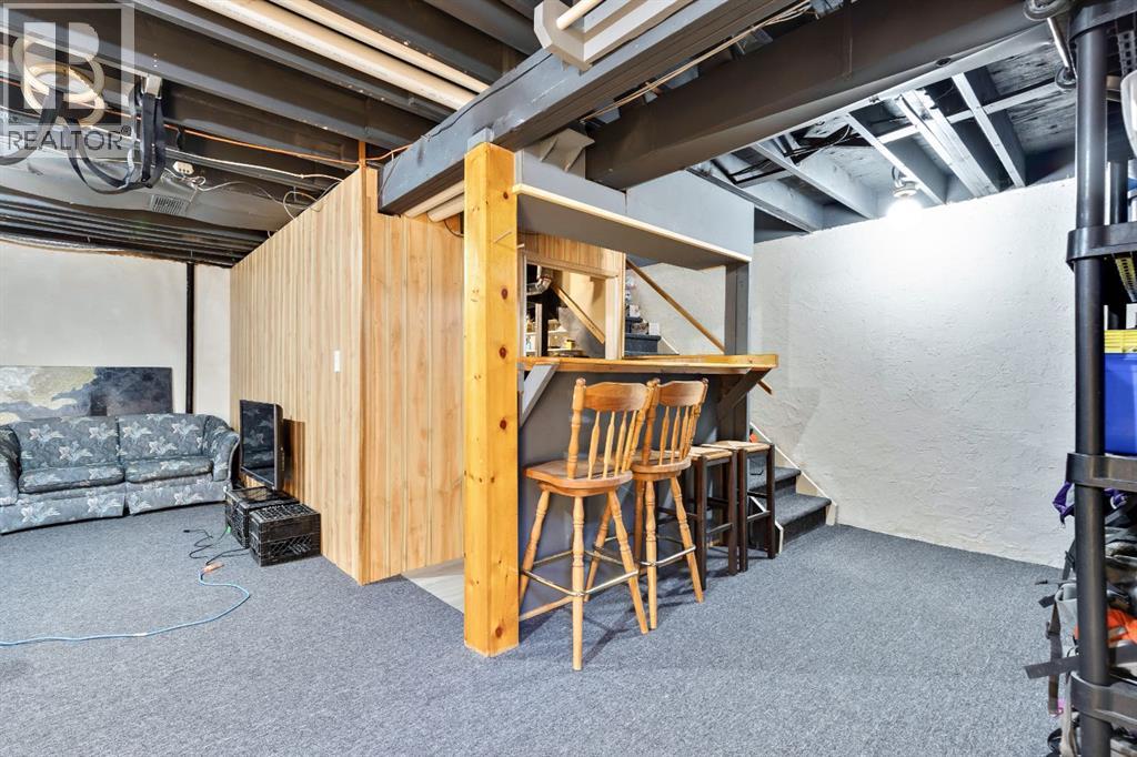 Single Family House for Sale in    Street NE Thorncliffe Calgary 