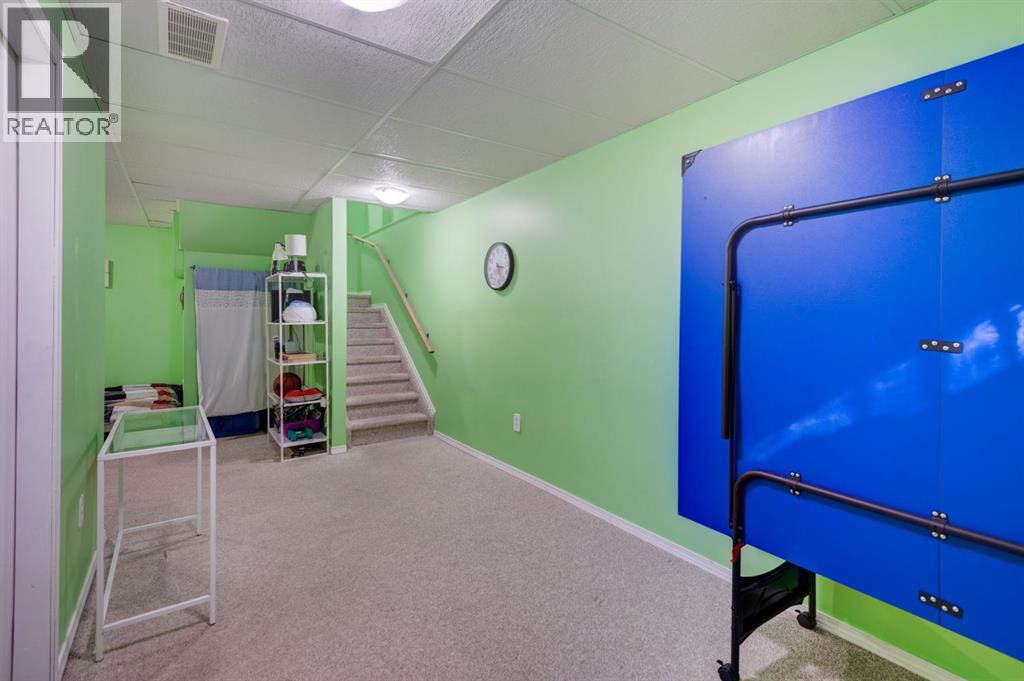 244 PRESTWICK Avenue SE, Calgary, Alberta