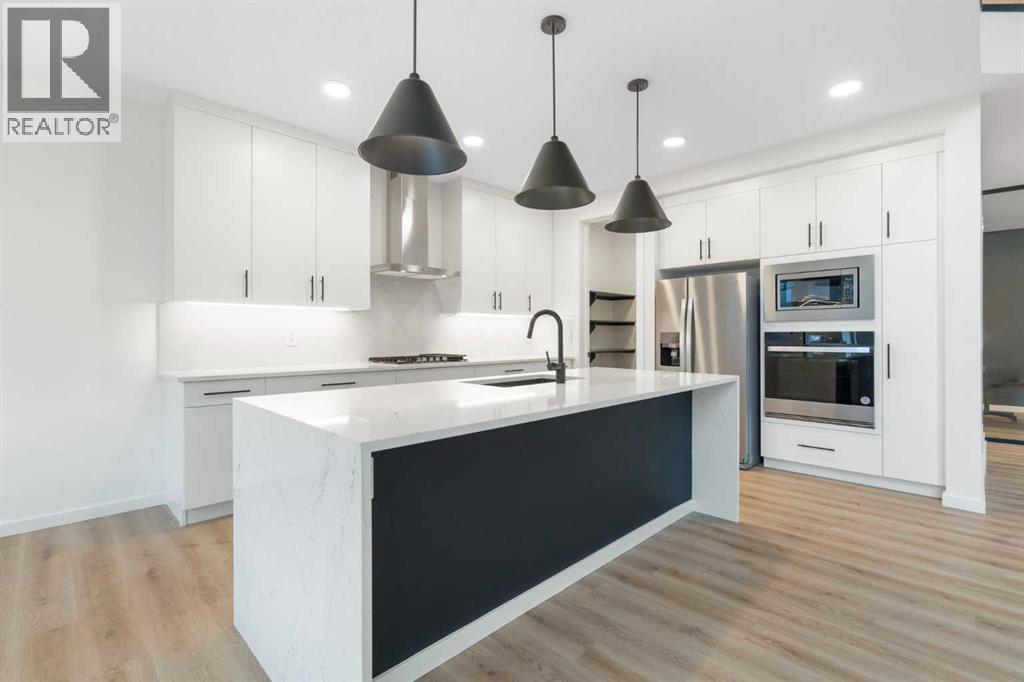 Single Family House for Sale in  Spring Creek Circle SW Springbank Hill Calgary 