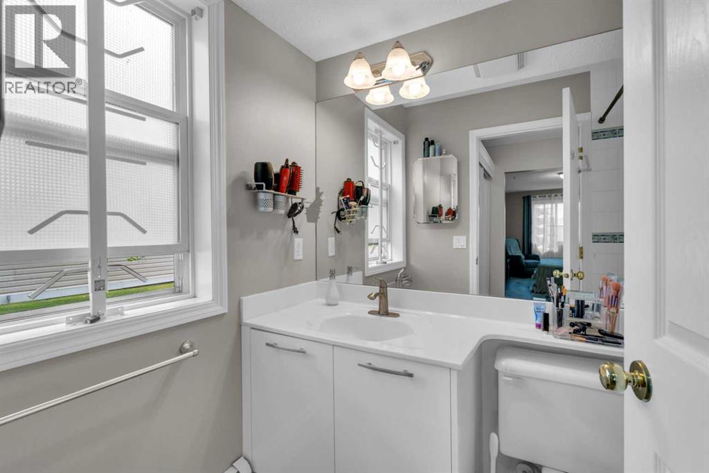 Single Family House for Sale in   Chaparral Ridge Drive SE Chaparral Calgary 