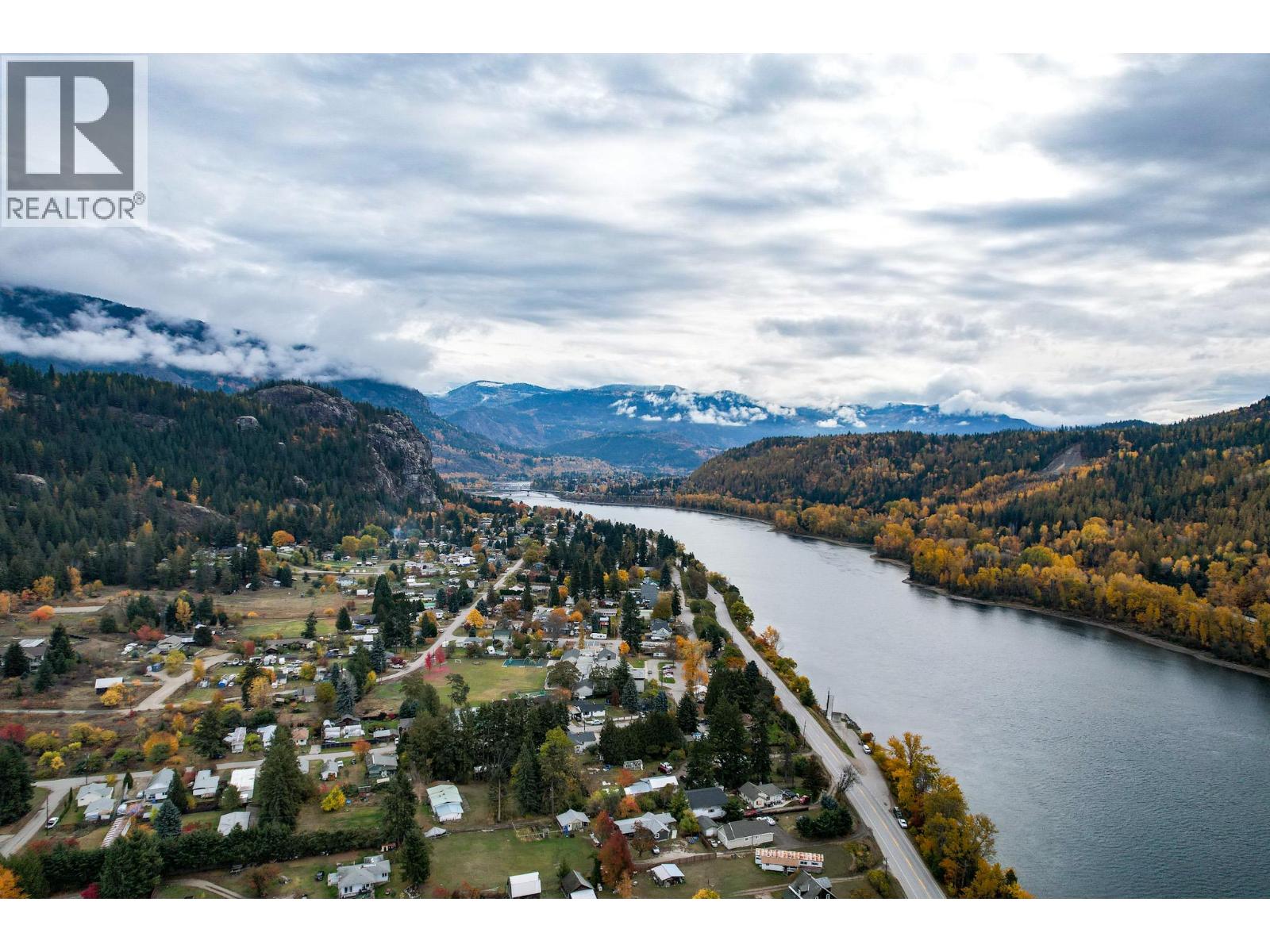 3273 Broadwater Road, Robson