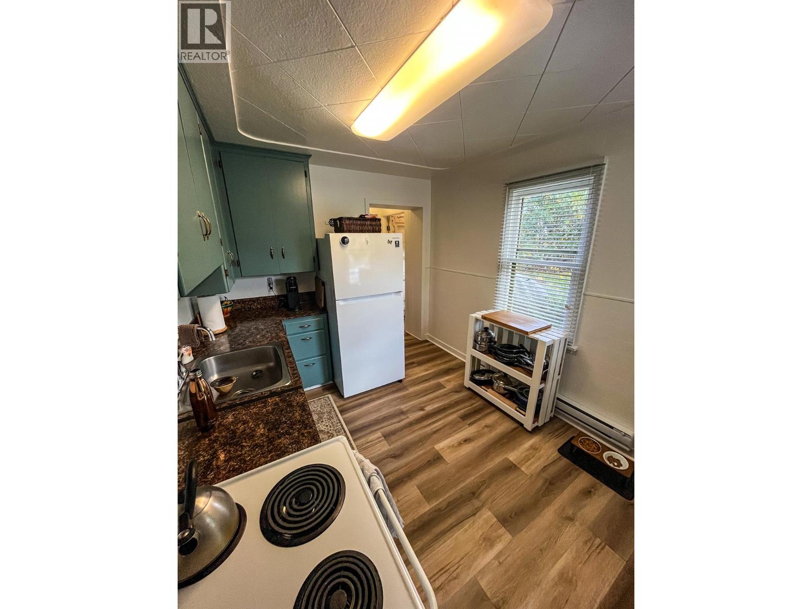 3273 Broadwater Road, Robson