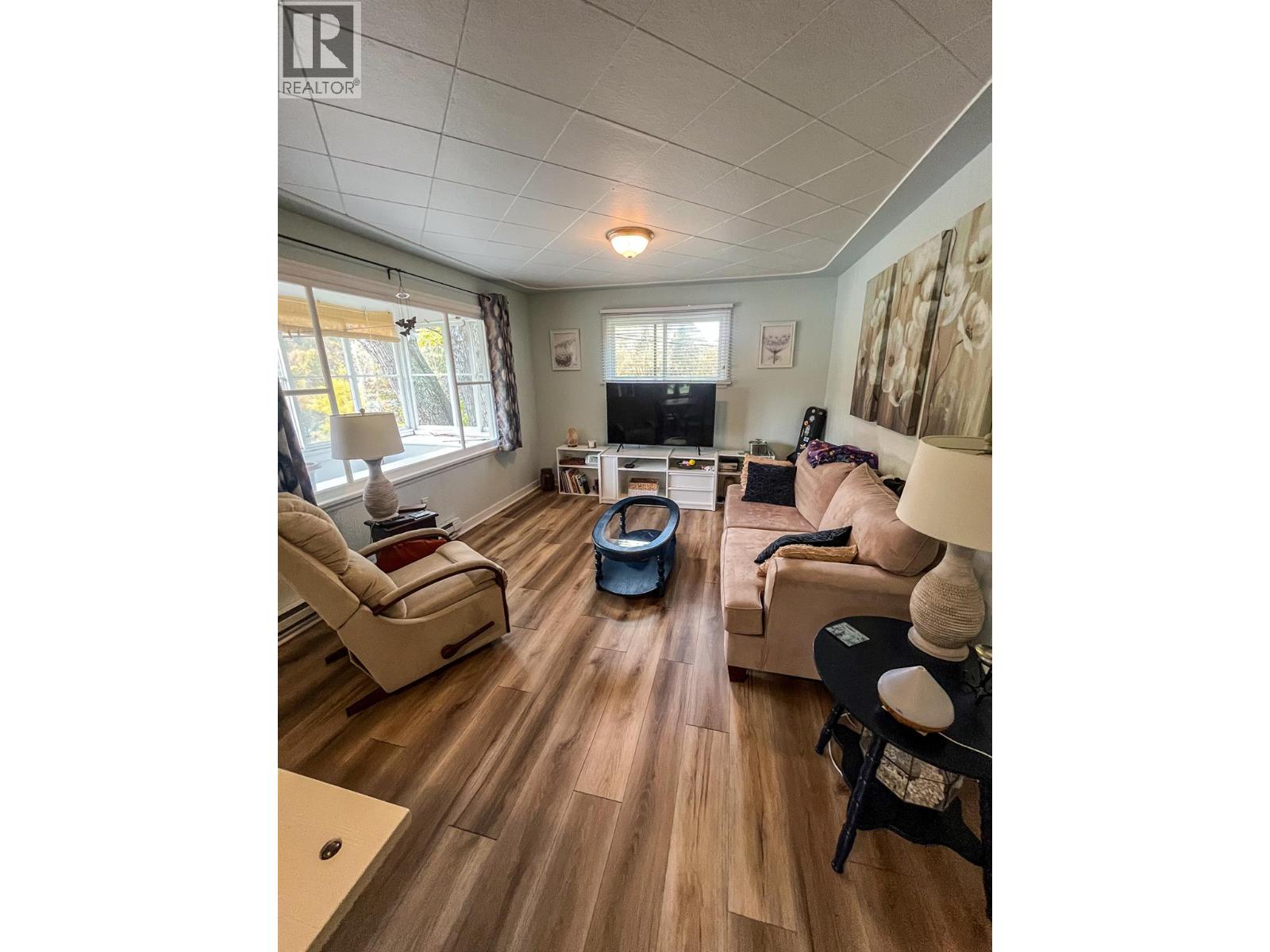 3273 Broadwater Road, Robson