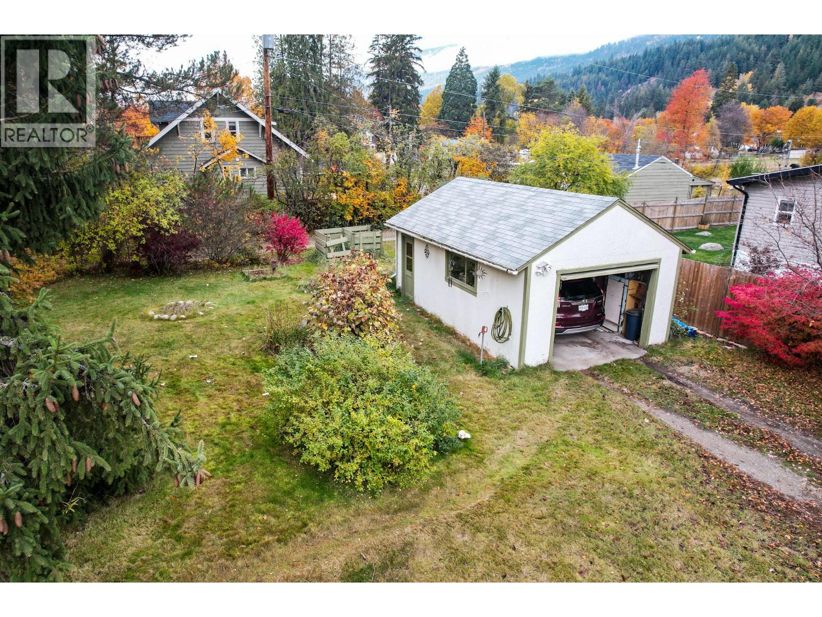 3273 Broadwater Road, Robson