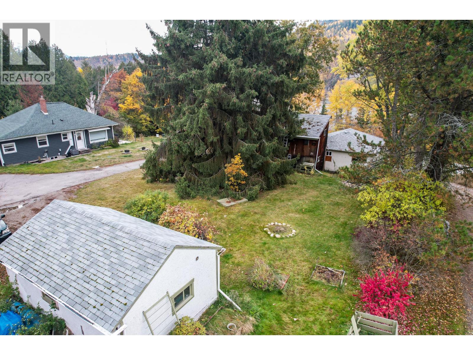 3273 Broadwater Road, Robson