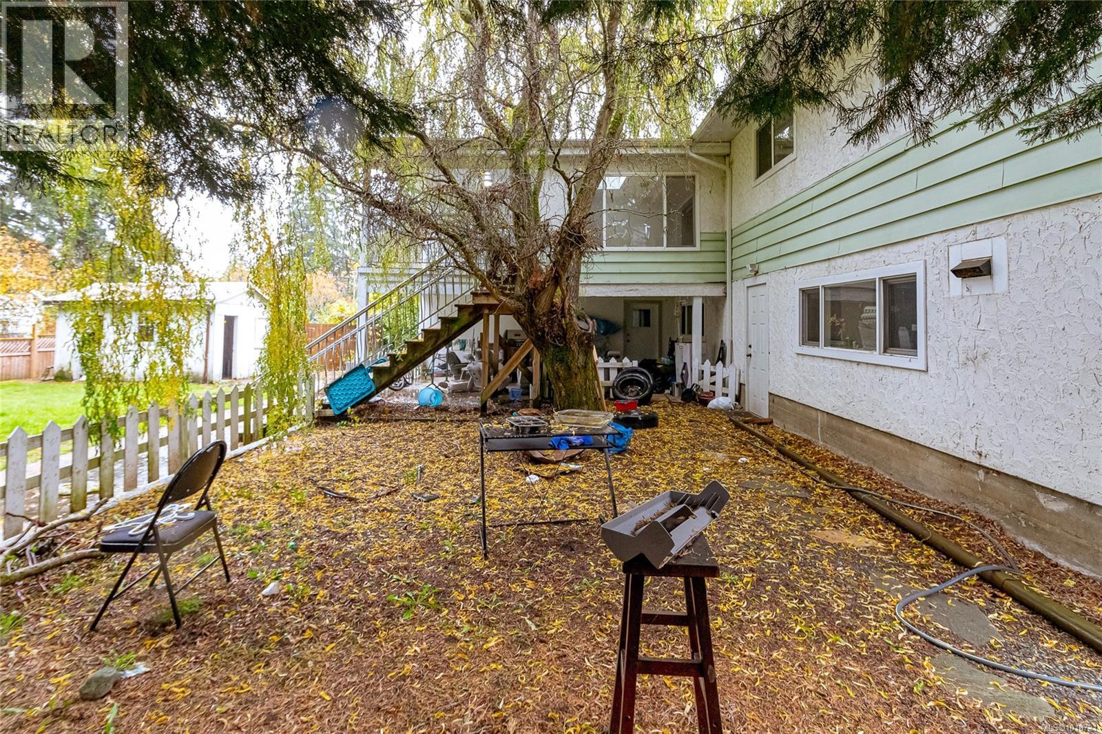 1116 THUNDERBIRD DR - 34