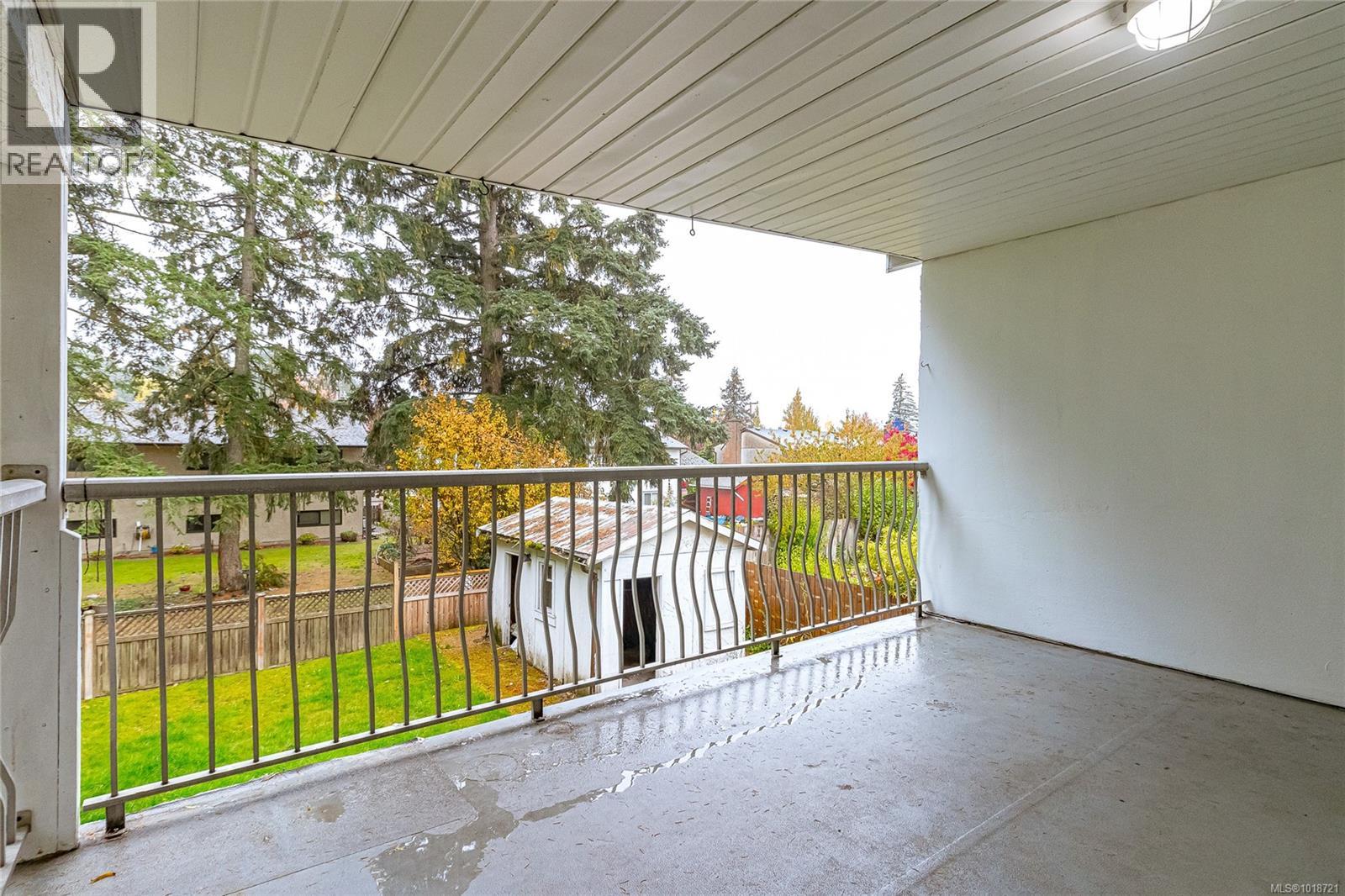 1116 THUNDERBIRD DR - 35