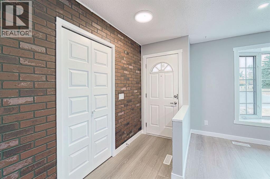 Single Family House Bungalow for Sale in  Rundleson Way NE Rundle Calgary 