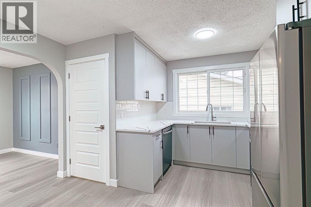 Single Family House Bungalow for Sale in  Rundleson Way NE Rundle Calgary 