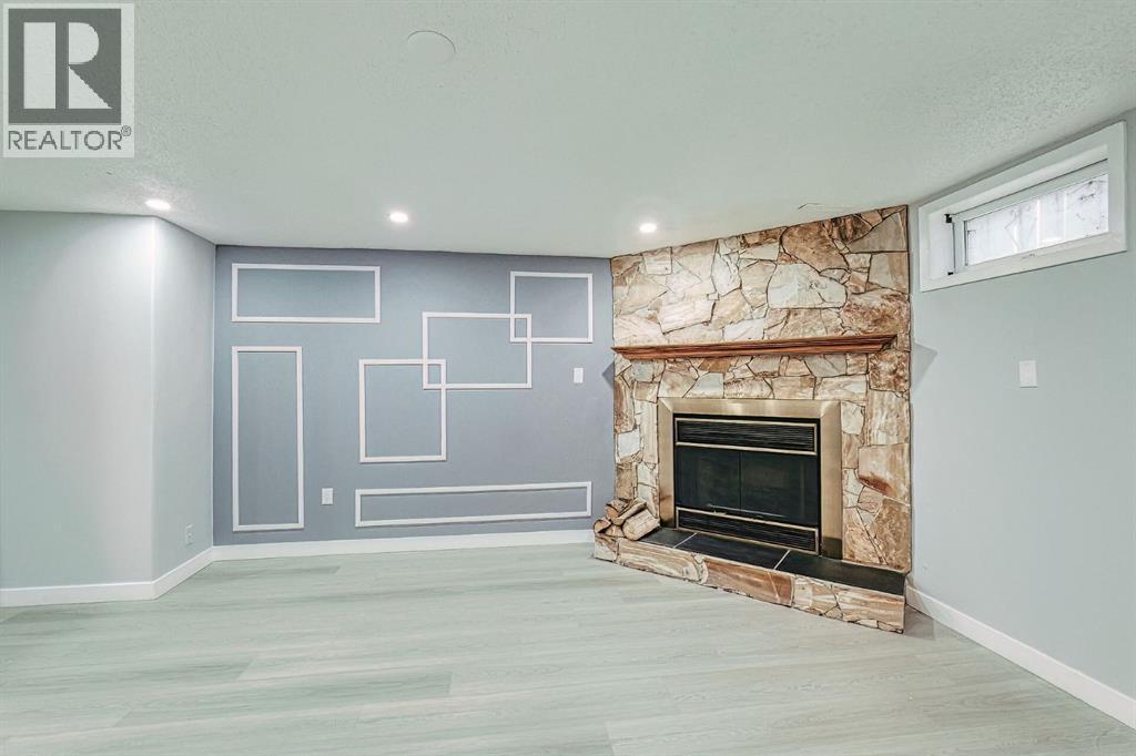 Single Family House Bungalow for Sale in  Rundleson Way NE Rundle Calgary 