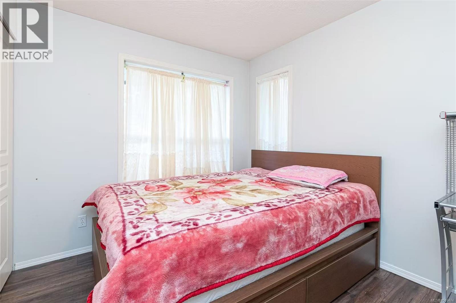 #309 898 VERNON AVE - 18